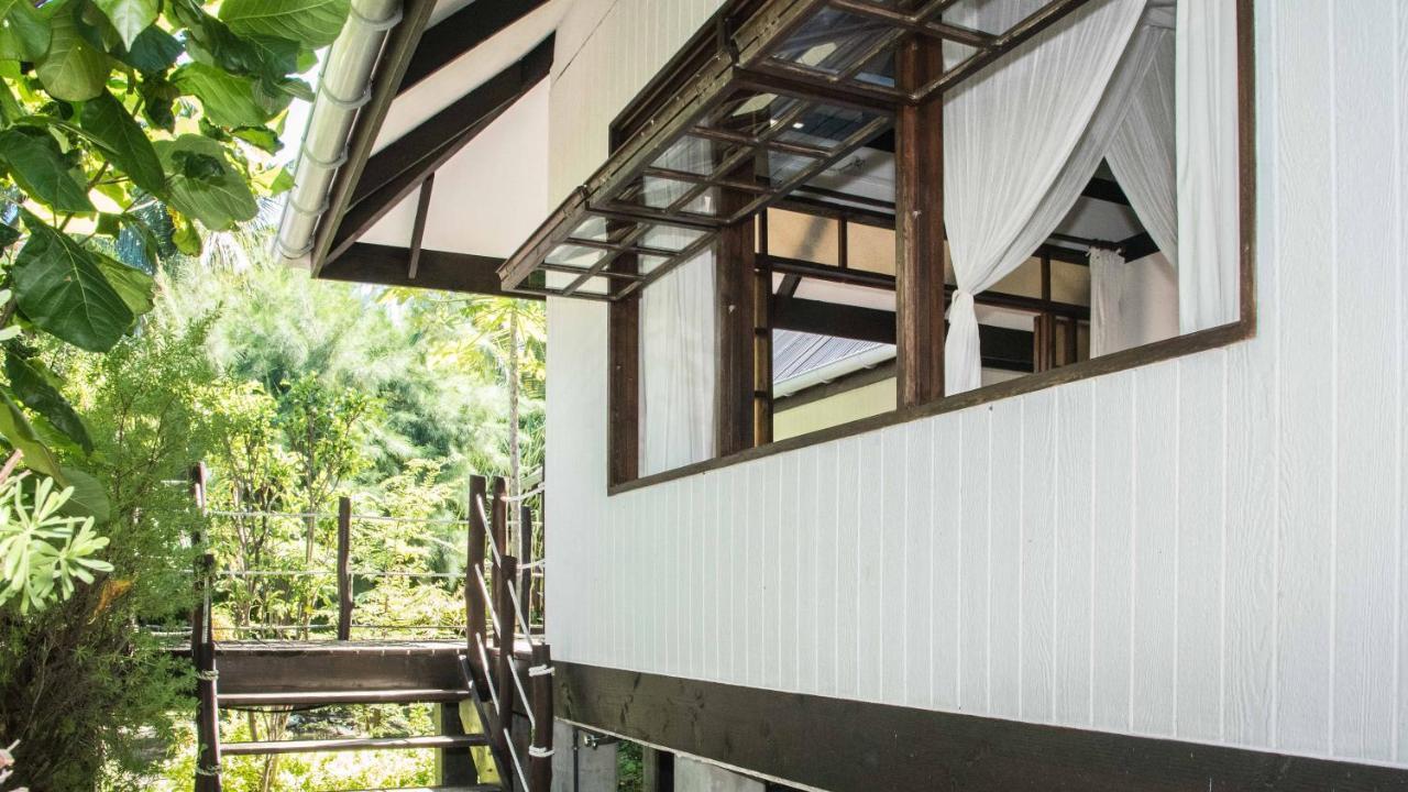 Le Coconut Lodge Avatoru 外观 照片