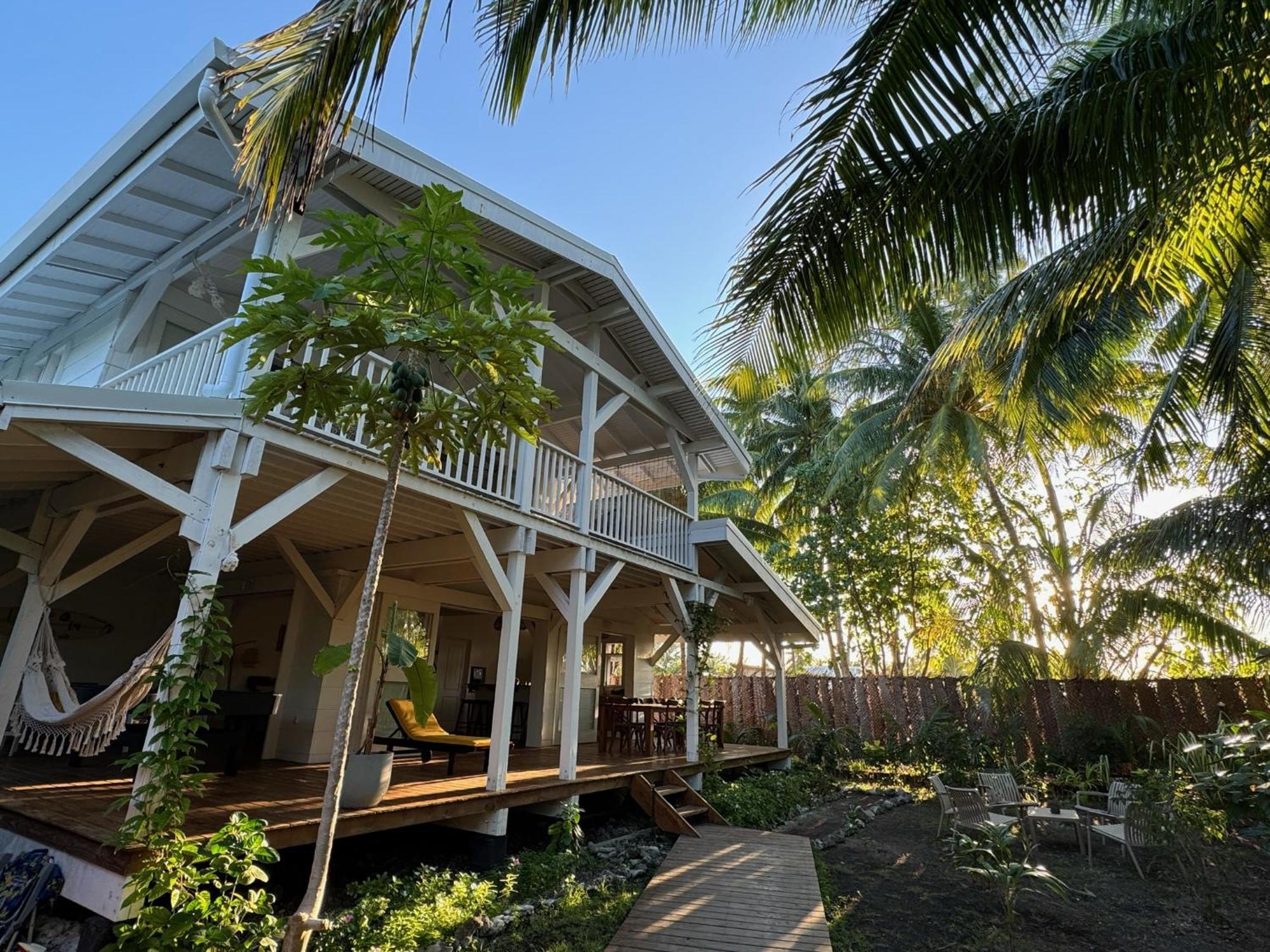 Le Coconut Lodge Avatoru 外观 照片