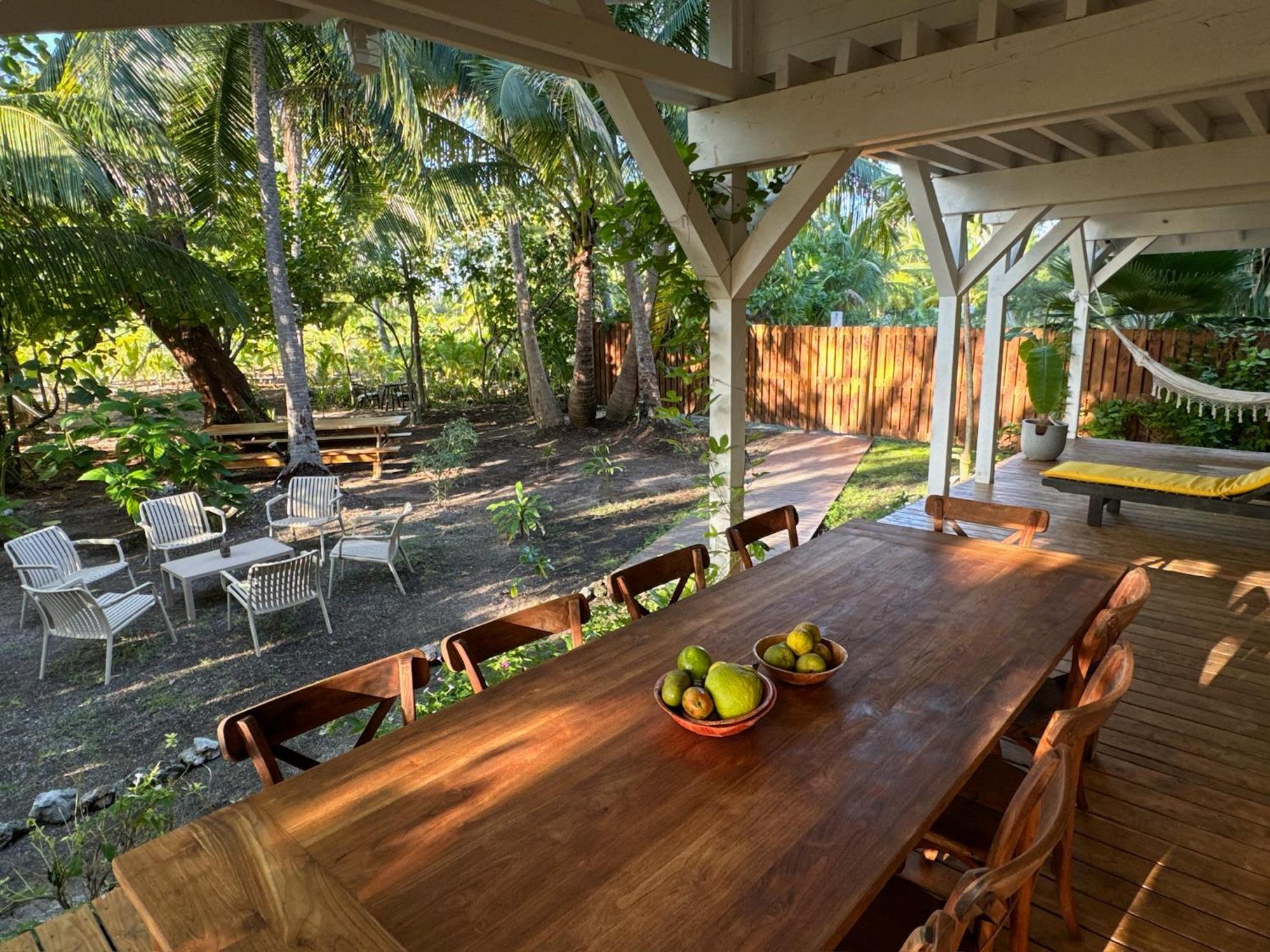 Le Coconut Lodge Avatoru 外观 照片