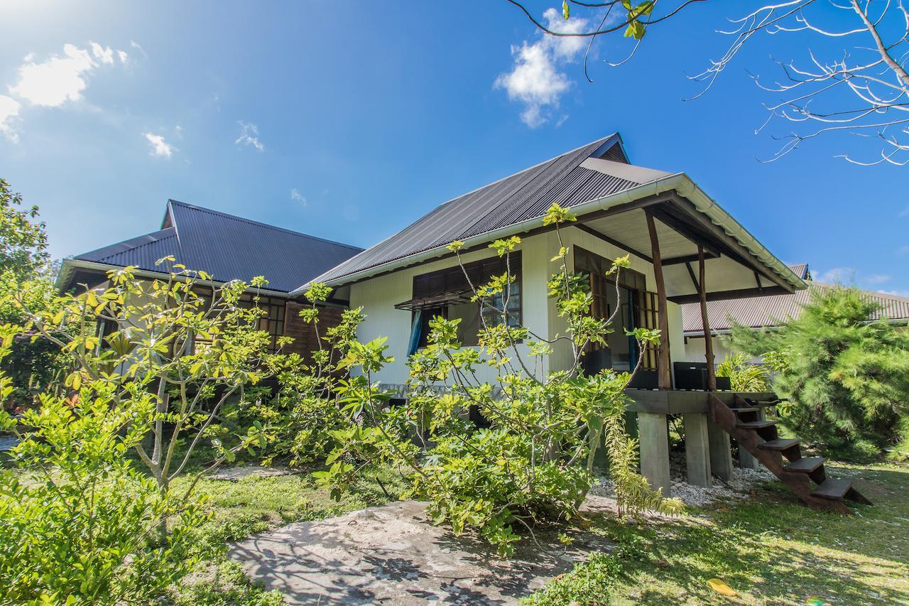 Le Coconut Lodge Avatoru 外观 照片